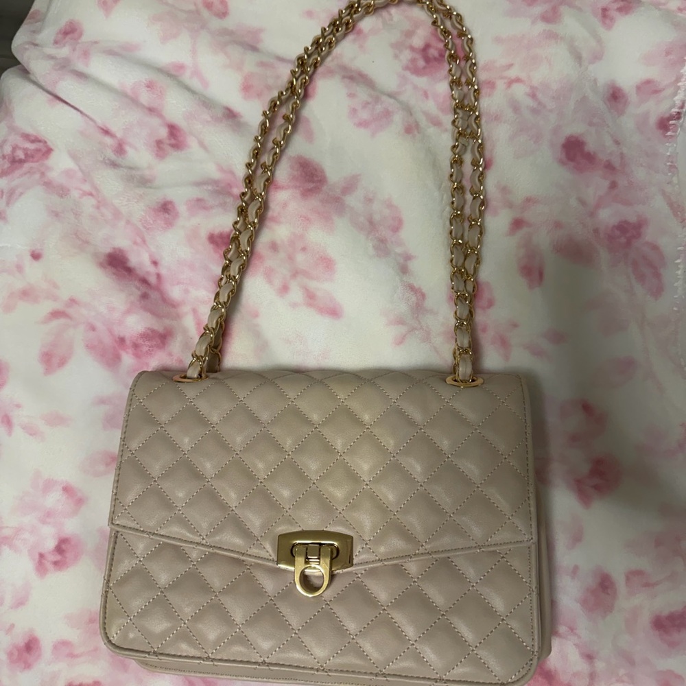 Elegant Beige Quilted Chain Shoulder Bag